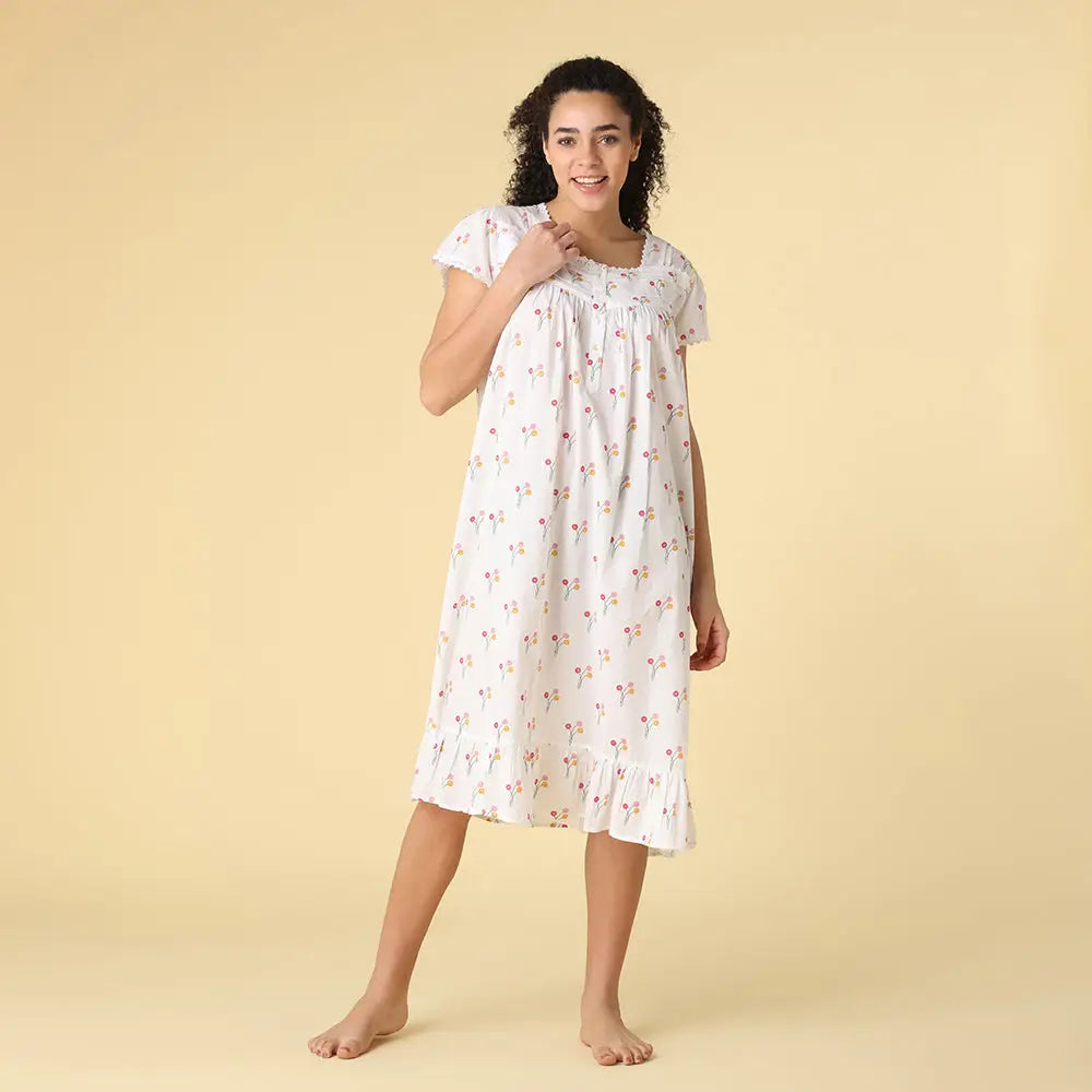 Flower Detailed Victorian Nightgown
