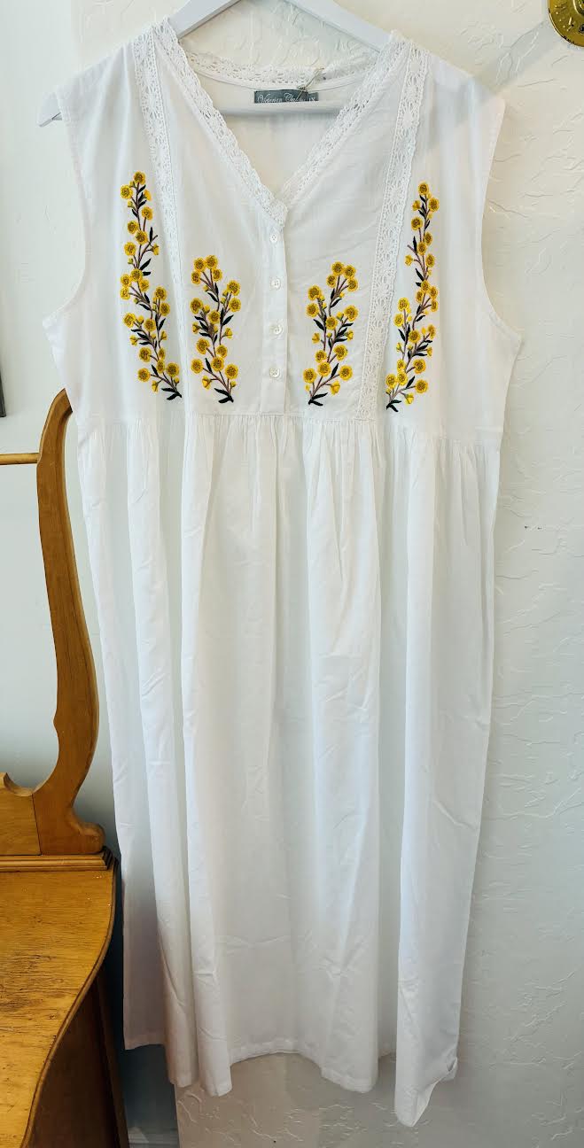 Cindy Sleeveless Victorian Nightgown