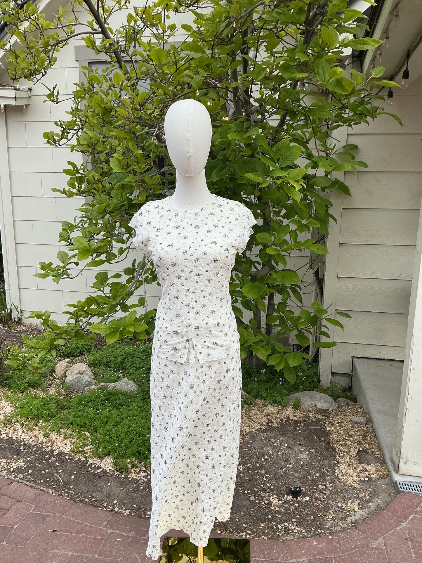 Meredith Lace Floral Print Maxi Skirt