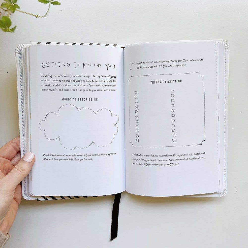 Living freely and lightly journal Regular